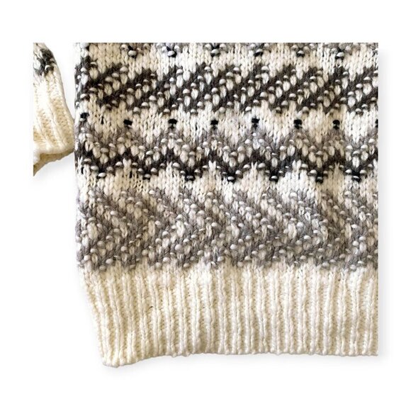 Loft wool blend sweater with chevron pattern, Size M - Picture 6 of 8